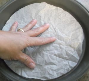 Lining pans with parchment