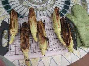 Grilling corn 011