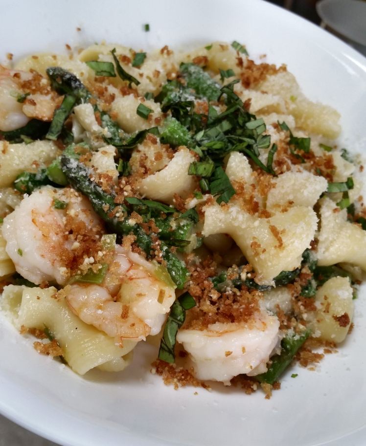 Green Garlic, Shrimp and Asparagus Pasta3