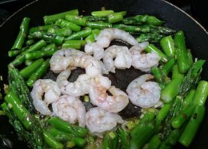 Shrimp and asparagus